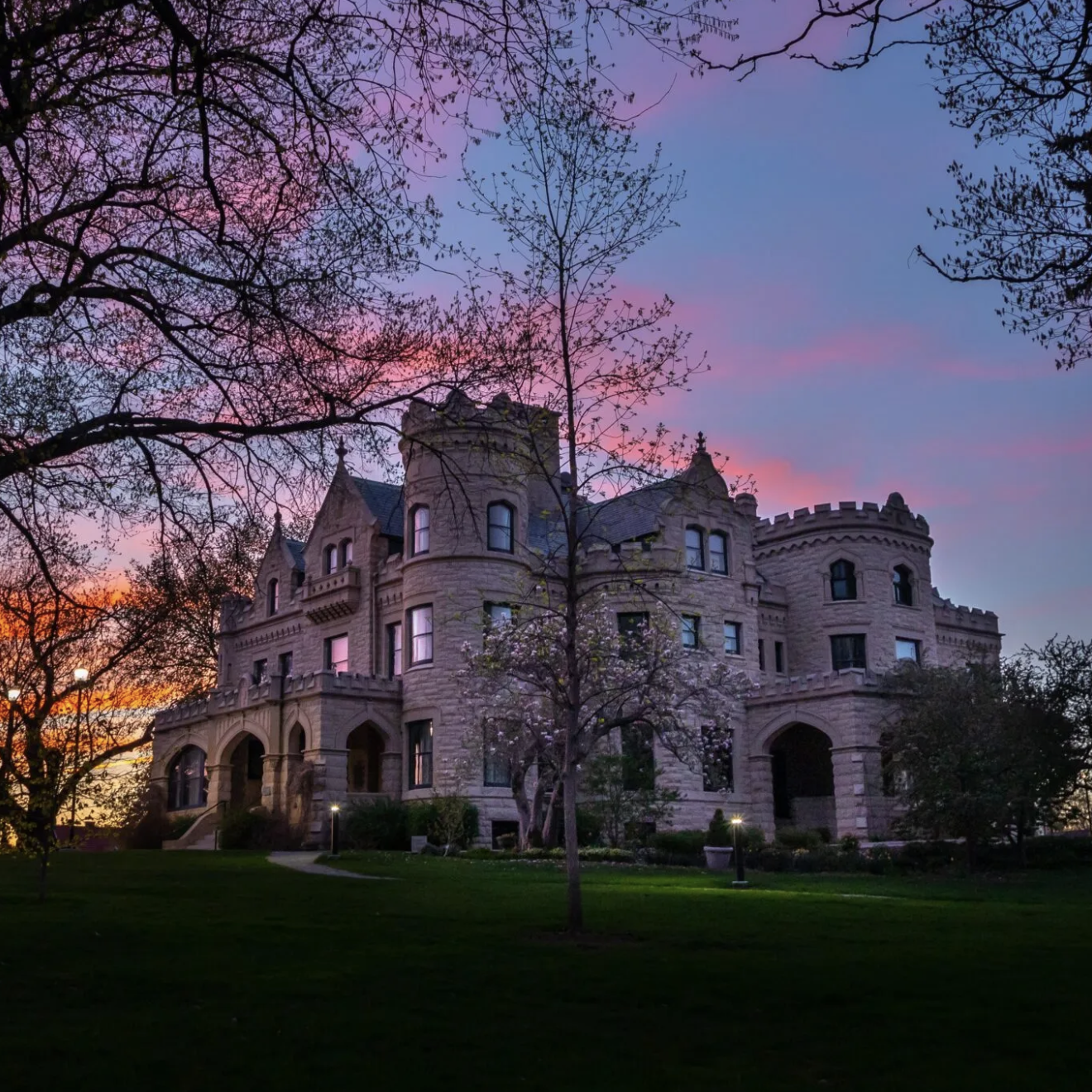 New Joslyn Castle websites